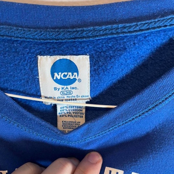 University of kentucky sweatshirt - Picture 2 of 3